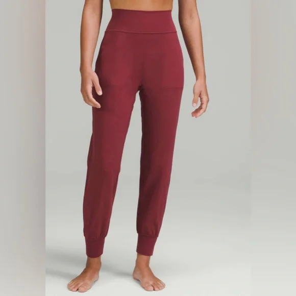 Lululemon Align High-Rise Jogger in 
Mulled Wine size 4 - Picture 10 of 12